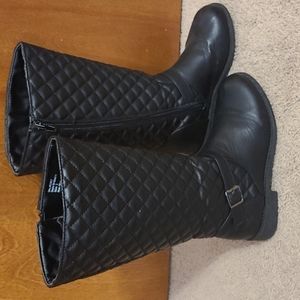 Girls Quilted riding boots sz 2